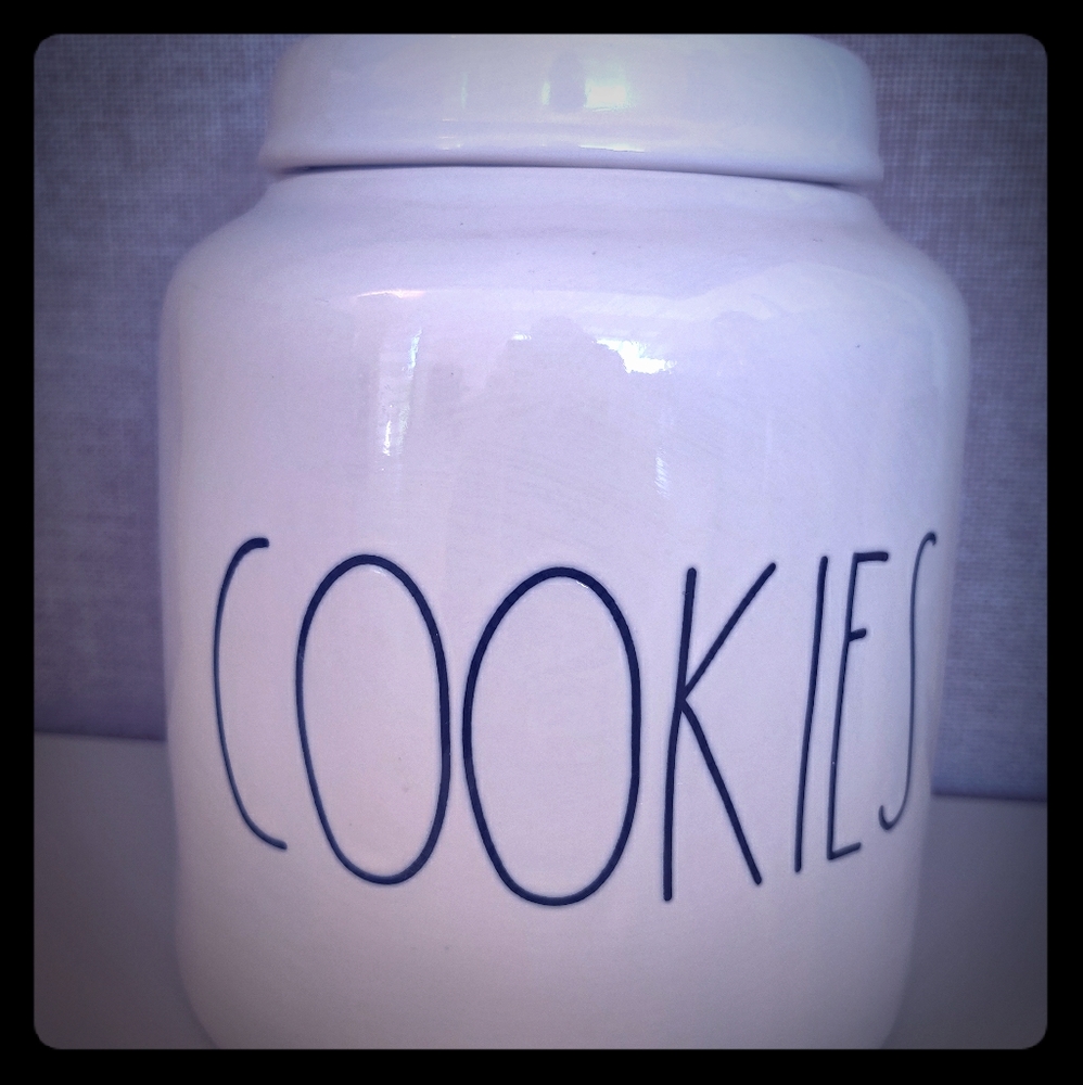 Rae Dunn Cookies canister